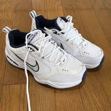 US Men s Size 9.5 Nike Air Monarch IV White/Navy Running Shoes VQ1 4E