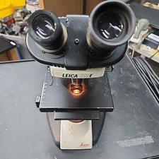 Leica CME Microscope Model 1349521X  with 4 Objectives 4x 10x 40x 100x