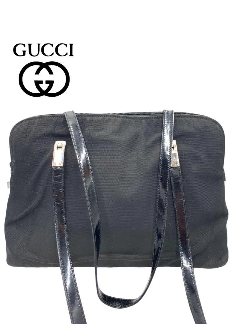 Sac fourre tout noir Gucci plaque logo m2_0403