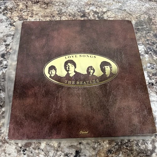 The Beatles - Love Songs Double Vinyl 2 Lp w/ Booklet Capitol SKBL-11711