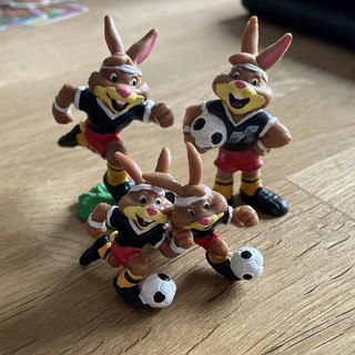 Vintage Fußball BERNI EM 1988 4x Figuren Bully 1987