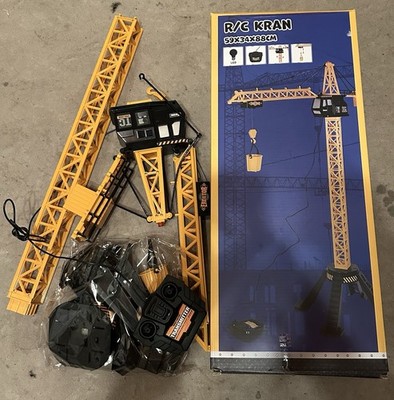 R/C Tower Crane   88 cm   Brand New