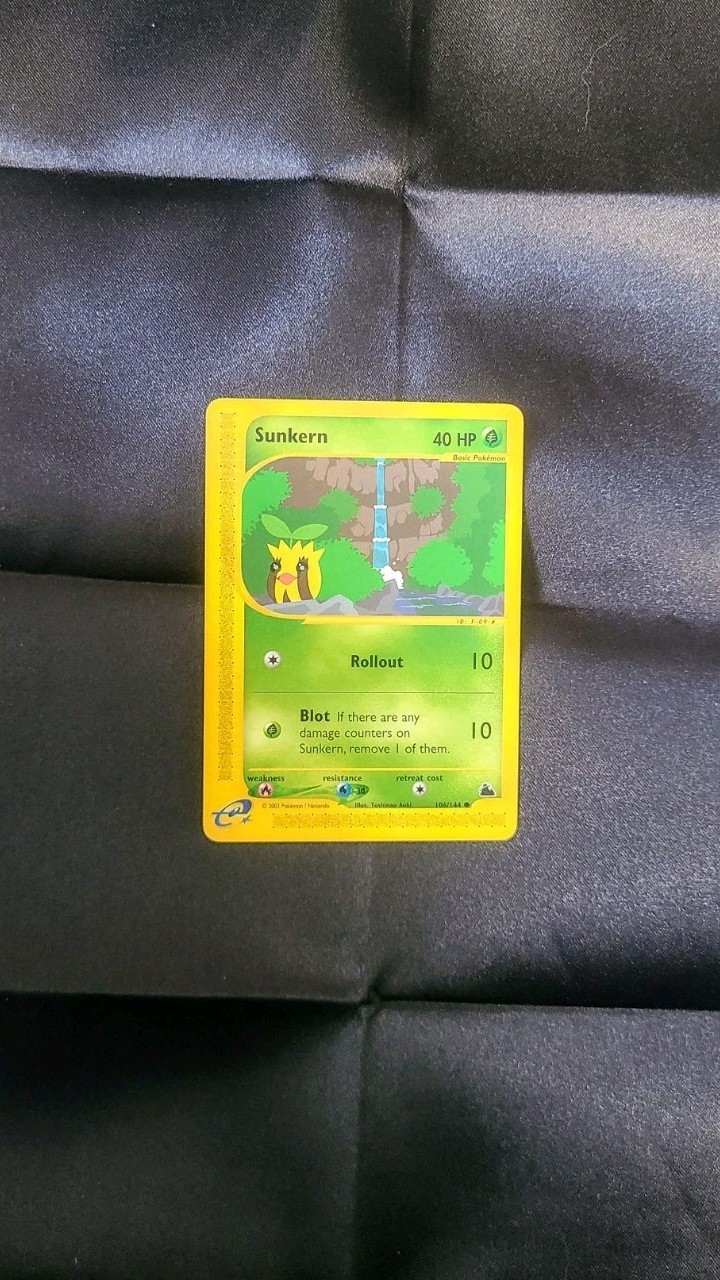 Sunkern 106/144 - Skyridge - Near Mint - Pokemon Card - E Reader