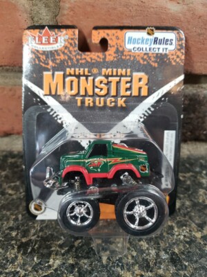 2003-04 Minnesota Wild Die Cast Mini Monster Truck NHL Fleer