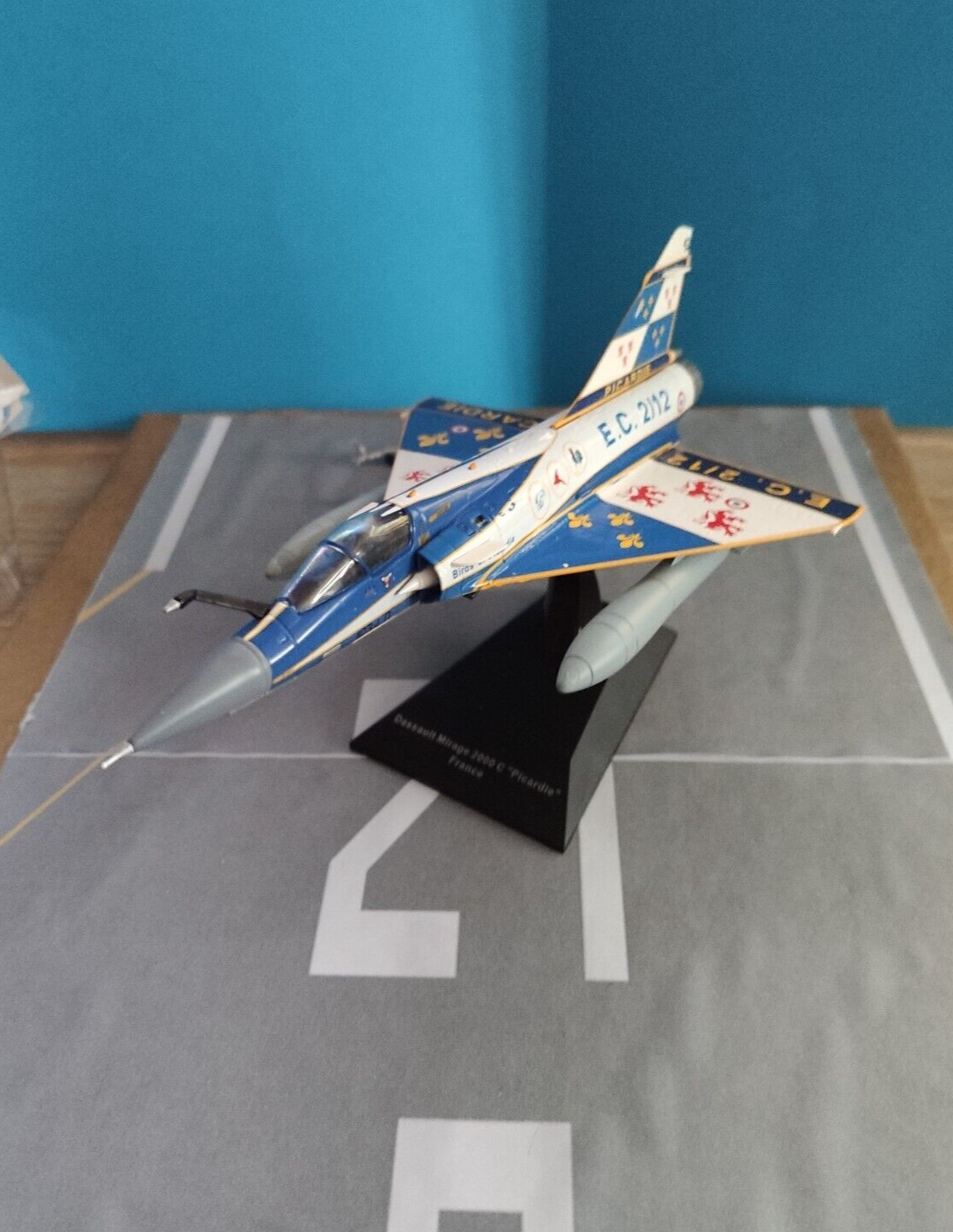 AVION Mirage 2000 C "PICARDIE" DASSAULT ALTAYA 1/72 ident photos (rare