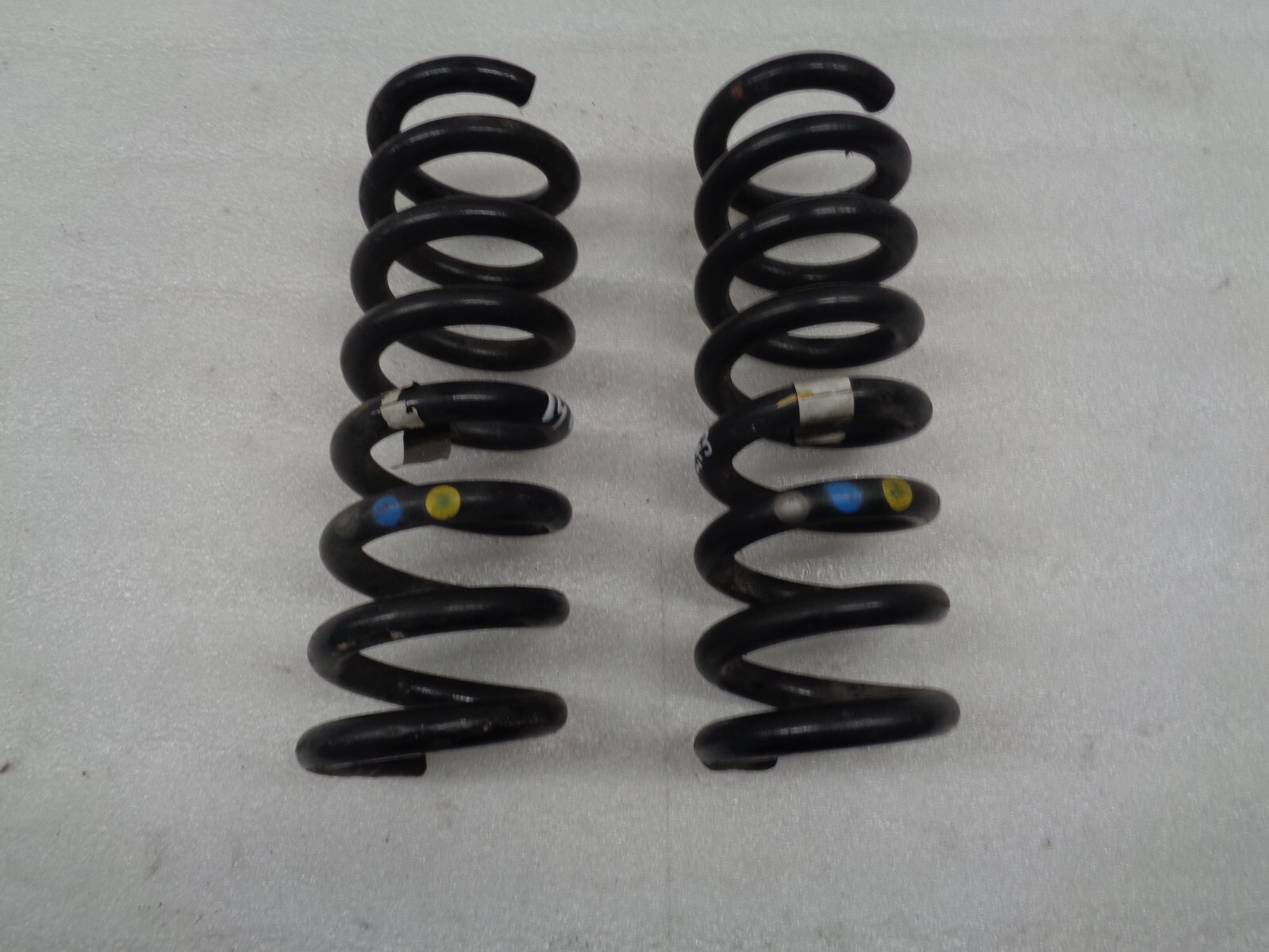 14-17 Maserati Ghibli Rear Left & Right Suspension Coil Spring Set OEM AK2308273