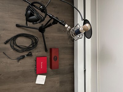 Focusrite Scarlett 8i6 3rd Generation Audio Interface Bundled with Headphones