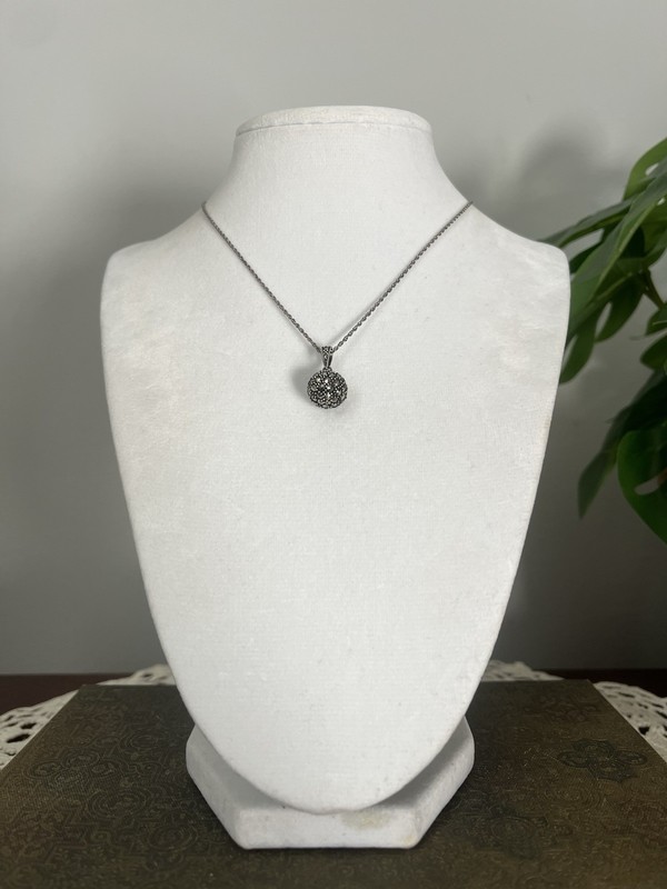 Vintage Sterling Silver Marcasite Pendant necklace