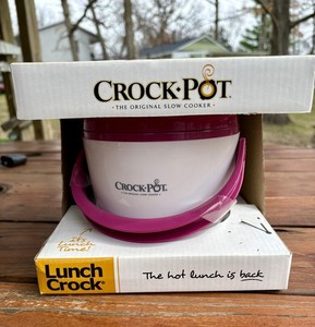 SUNBEAM -Crock Pot Slow Cooker - Travel Lunch Crock - Pink/Purple  & White (NEW)
