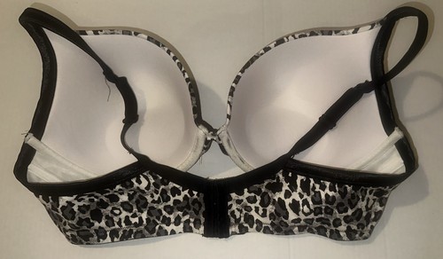 Women’s Cacique Intimates Animal Print Plunge Bra With Underwire Size 44 D! - Picture 2 of 4