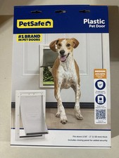 PetSafe Plastic Pet Door for Medium Dogs and Cats