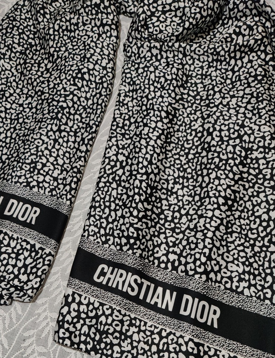 Authentic Christian Dior scarf Stole Woman Black White Shawl Logo