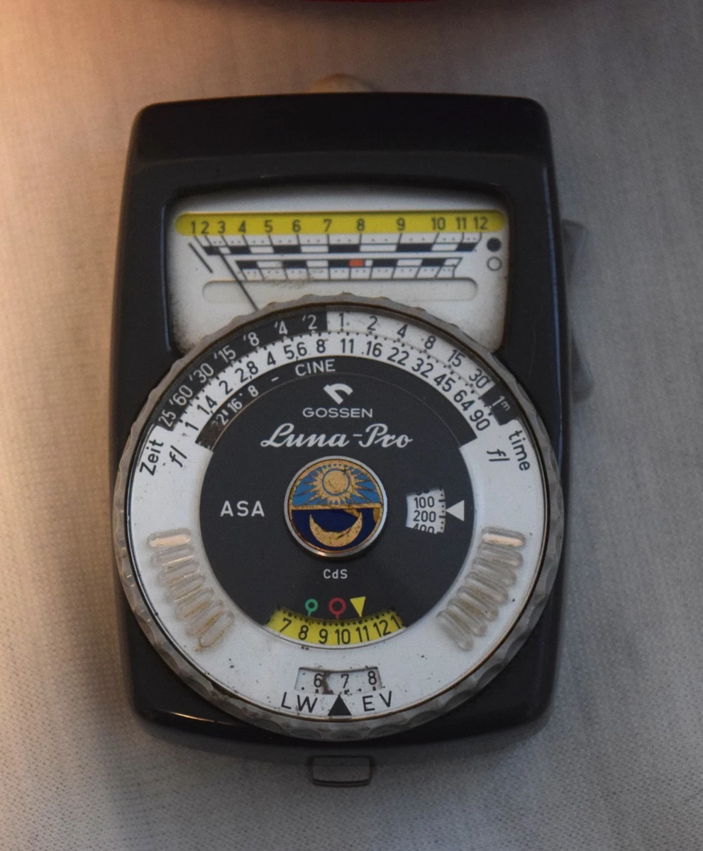 西ドイツ製 GOSSEN LUNA-pro 露出計 中古品 西ドイツ製 GOSSEN LUNA-pro 露出計 中古品 Gossen Luna Pro Light