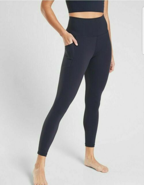 Athleta Salutation Stash Pocket II 7/8 