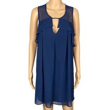 BCBGeneration navy sleeveless shift dress w/front and back keyholes. Medium. EUC