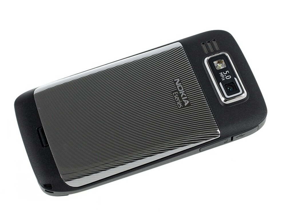 Original Nokia E72 WIFI GPS 5MP 2.4