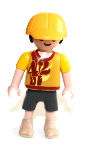 PLAYMOBIL 4851 CHILD BOY WITH YELLOW ZOO CAP FOR CHILDREN