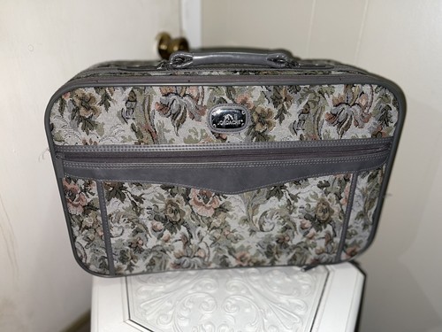 Vintage Jordache Gray Floral Tapestry Luggage Travel Bag 1980 / 1990 Great Shape