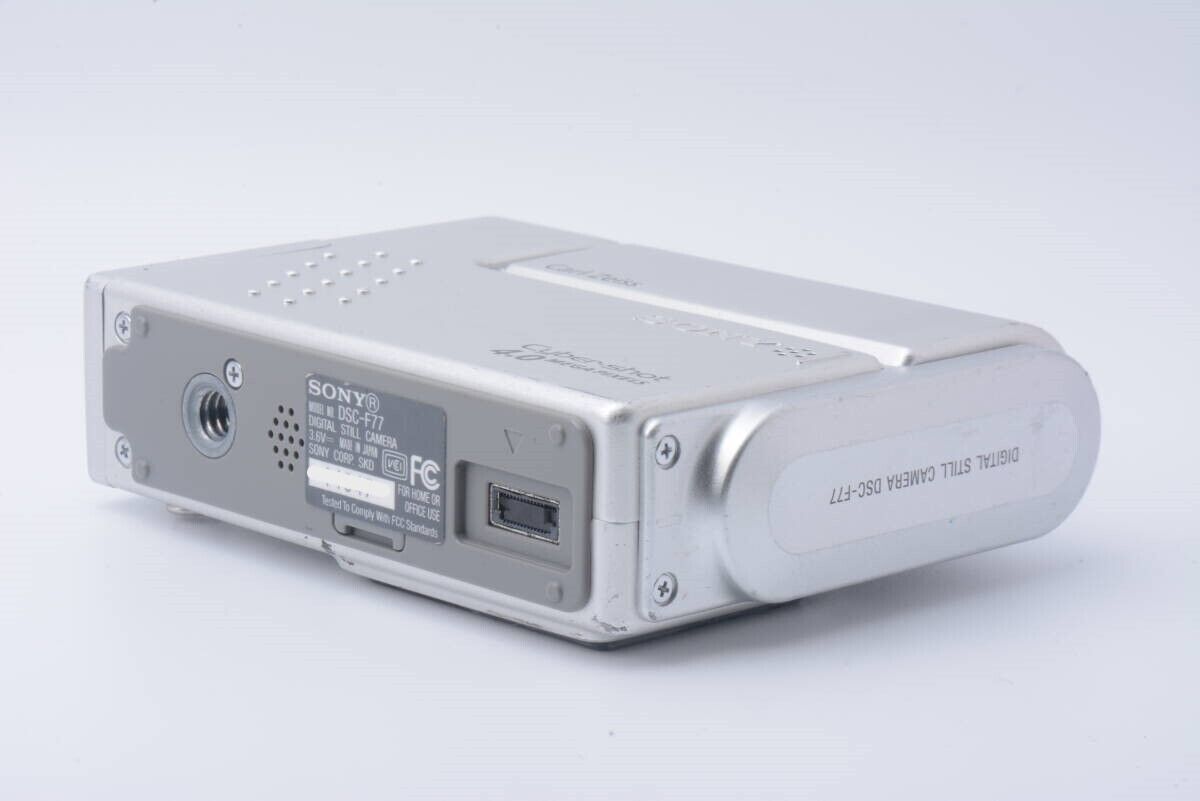SONY CYBER-SHOT DSC-F77 Digital Camera Silver Japanese Only SONY CYBER-SHOT DSC-F77 Digital Camera Silver Japanese Only