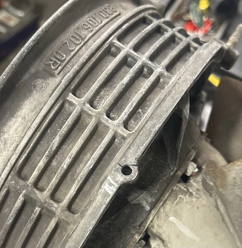 Conjunto de ventilador de refrigeración del motor refrigerado por aire Porsche 911 Foto 4 de 4