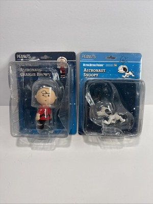 Medicom Ultra Detail Figure Peanuts Astronaut Charlie Brown & Snoopy Lot Of 2