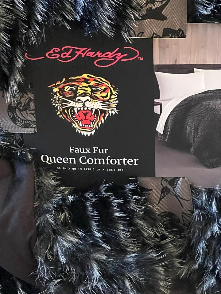 Ed Hardy Edredón Reina Negro/Gris y Juego de Sábanas Reina 6 Piezas Corazones Negros Ardientes Foto 2 de 4