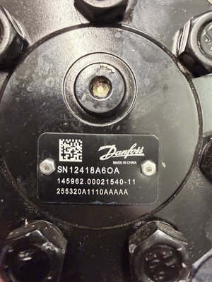 #ad White Hydraulic Motor 255320A1110AAAAA $374.98