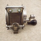 CROWN 300 FISHING TACKLE WORKS antique fishing reels vintage — photo 5