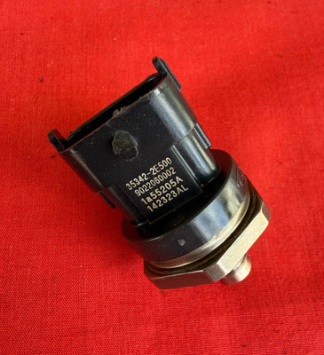 OEM Fuel Pressure Regulator 2014-17 HYUNDAI Elantra Tucson & KIA Forte SOUL 2.0L