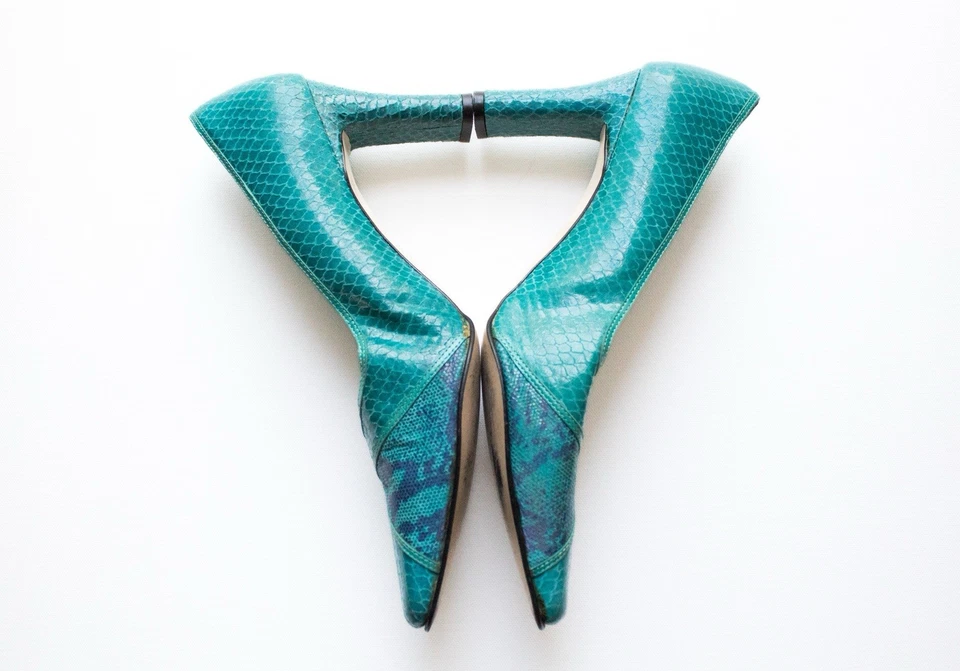 J. Renee | Tacones de salón vintage de cuero sintético piel de serpiente verde azulado años 80’s/90’s | Talla 9,5 Foto 4 de 4