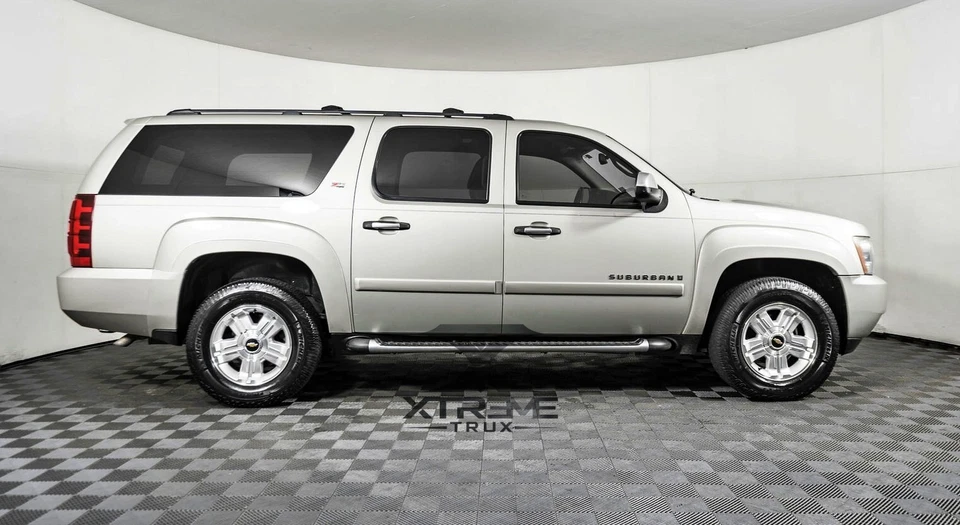 Juego de llamaradas de guardabarros pintables estilo OE para Chevrolet Suburban 1500 2500 07-14 Foto 2 de 4