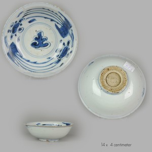 Antique Chinese Wanli Porcelain China Bowl Fenghuang Ming Dynasty 1600