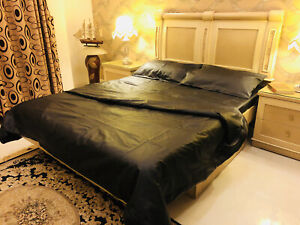 Genuine Leather Bed Sheet With Pillow, How To Put A Super King Duvet Cover On