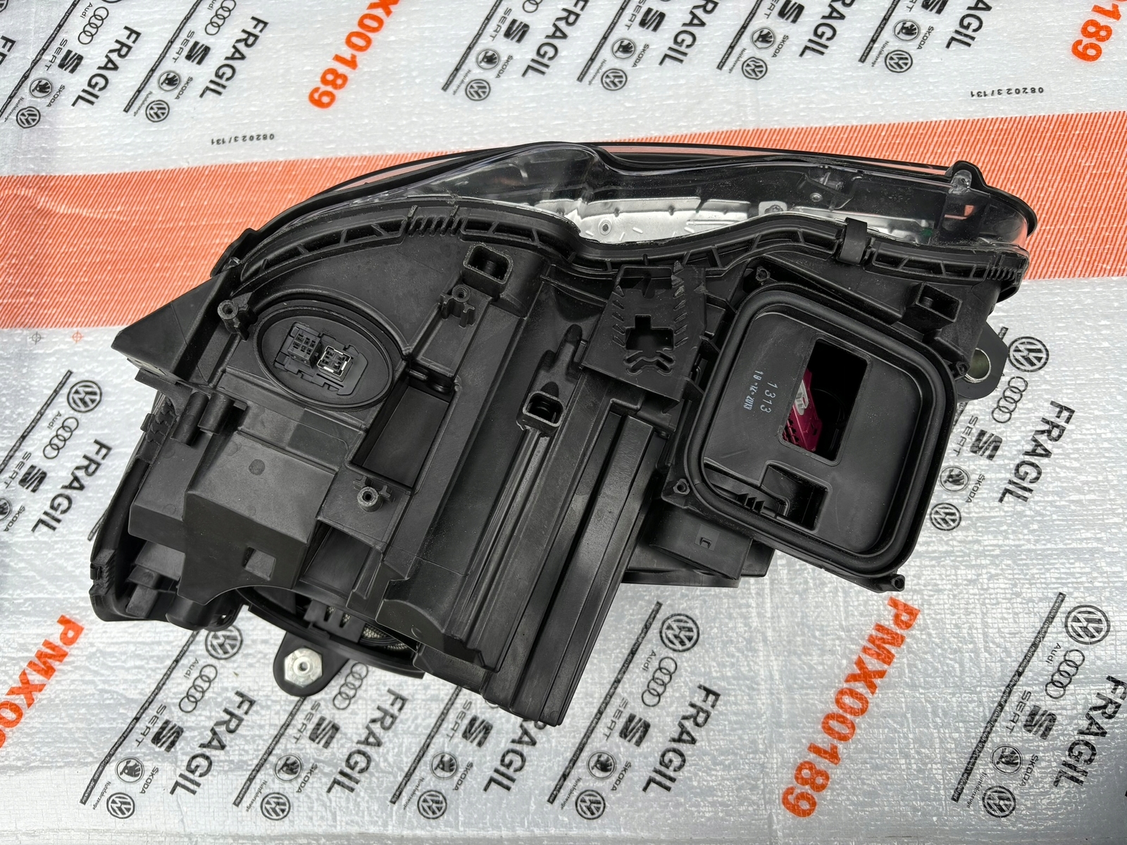 W204 Scheinwerfer rechts mit ILS BIXENON online kaufen | eBay