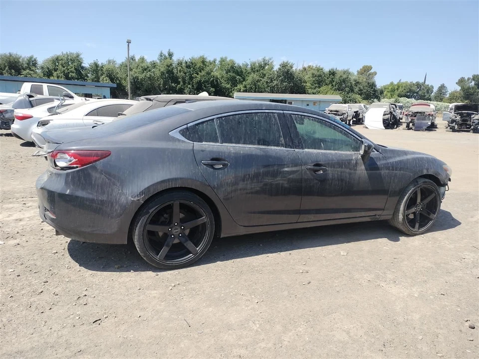 MUELLE NEUMÁTICO/BOBINA DERECHO GHP928011 2014-2016 MAZDA MAZDA 6 Foto 4 de 4