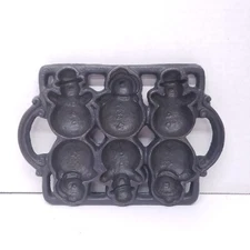 Cast Iron Mold for Frosty the SNOWMAN Cookie Muffin Cornbread Candy Pan
