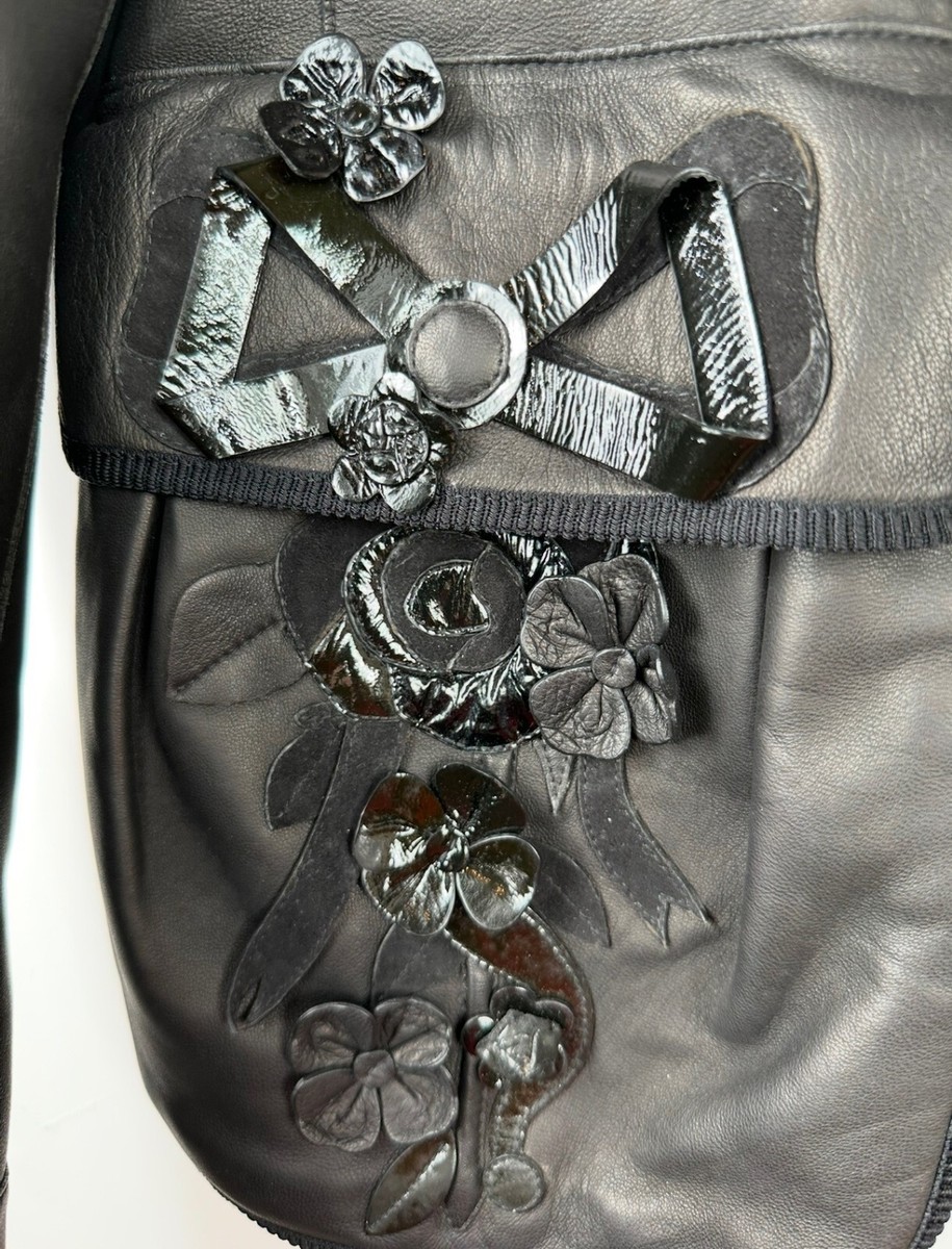 6K Fendi 2019 Black Faux Leather 3D Flower Jacket 36 38 40 0 6K Fendi 2019 Black Faux Leather 3D Flower Jacket 36 38 40 0