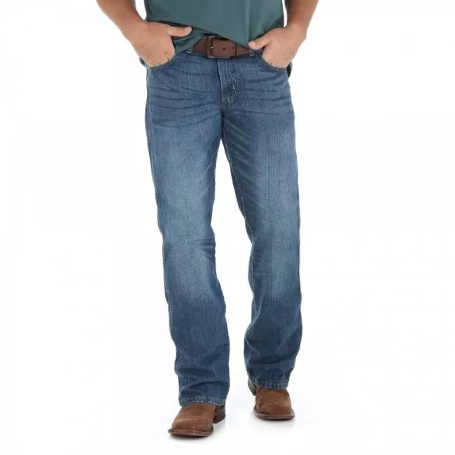 Men s Wrangler Retro Relaxed Fit TB Wash Jean WRT20TB eBay