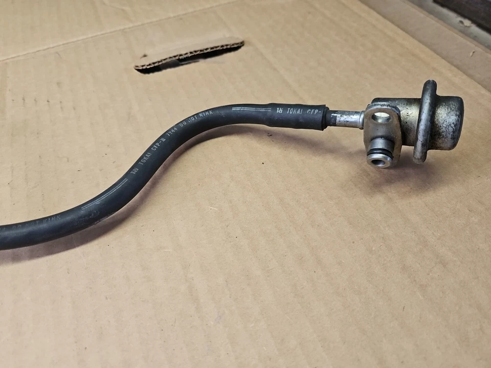 08-19 Nissan 370z Infiniti G37 VQ37VHR Conjunto Amortiguador de Presión de Combustible 22675-JK20B Foto 3 de 4