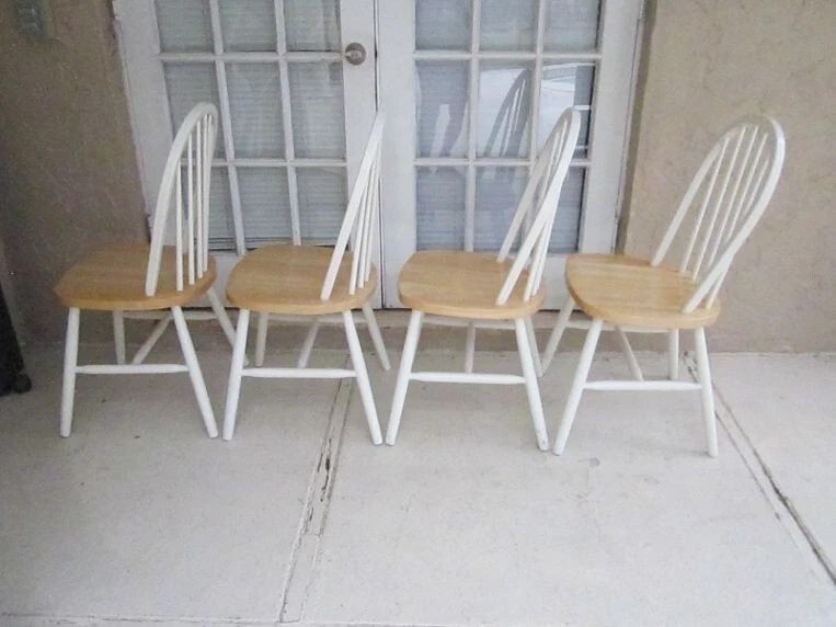 Комплект из 4 обеденных стульев из массива дерева с бантом и спинкой Windsor - Изображение 3 из 4