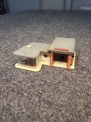 Faller N Scale 232217 Shell Service Station/ Mechanic Shop Fully Assembled 