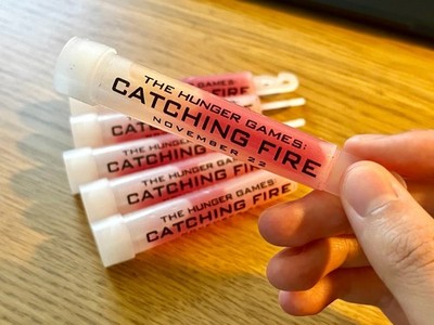 The Hunger Games Catching Fire Pre-Release Promotional Glowsticks Six-Count 2013