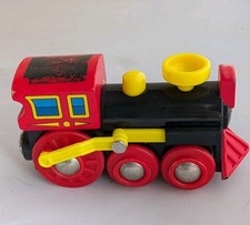BRIO Wooden Railway 33537 RARE Old Steam Engine 2005 Train Toy