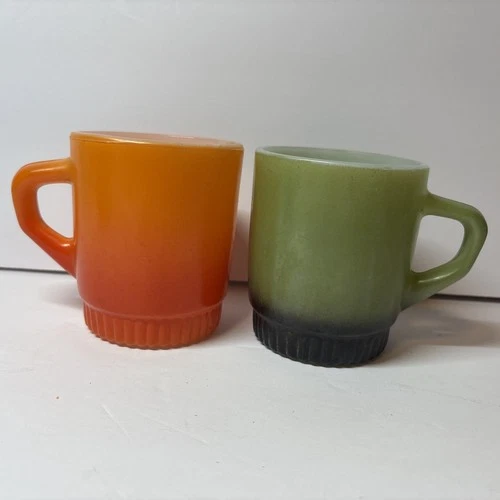Vintage Anchor Hocking Fire King Ombré D Handle Coffee Mugs Green & Orange 