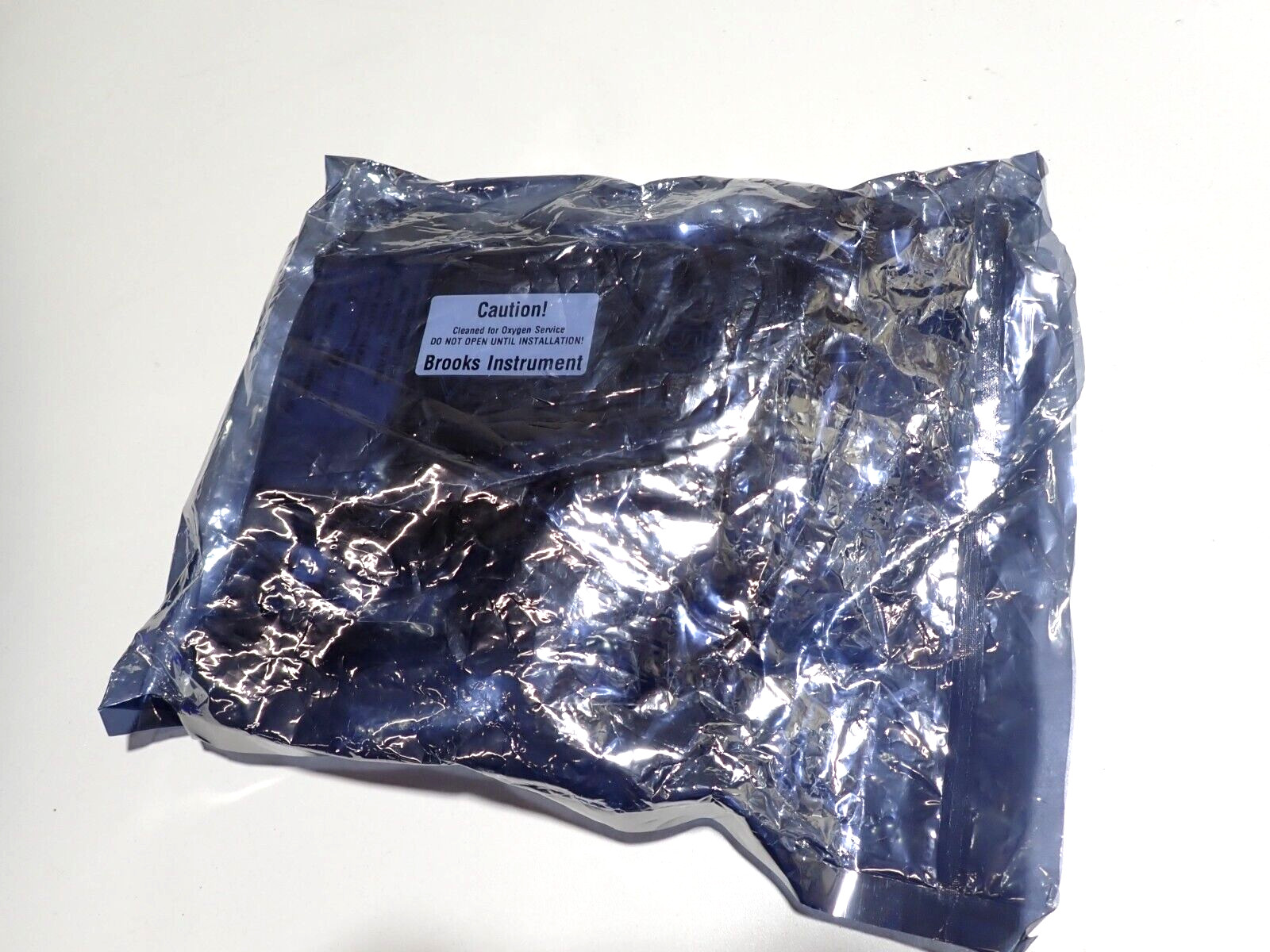 5850EC4BL4XB2A BROOKS Gas Flow Controller NEW