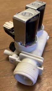 Indesit IWC6105 Waschmaschine Wassereinlassventil 33390056