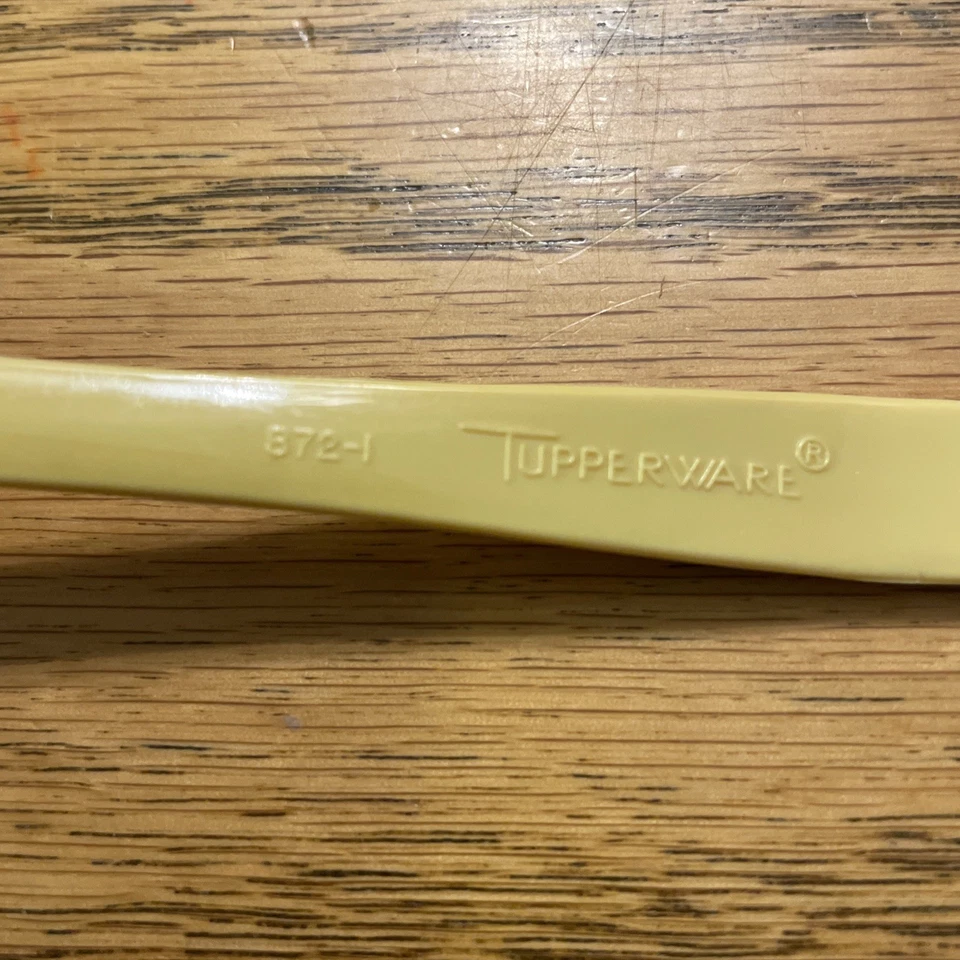Tupperware Ladle Spoon 872-11 Harvest Gold - Image 4 of 4