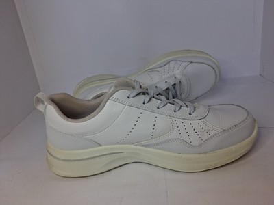 Skechers GoWalk Relaxed Fit White Leather Sneakers Women display picture 1