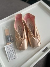 Chacott Veronese II pointe shoes size 25