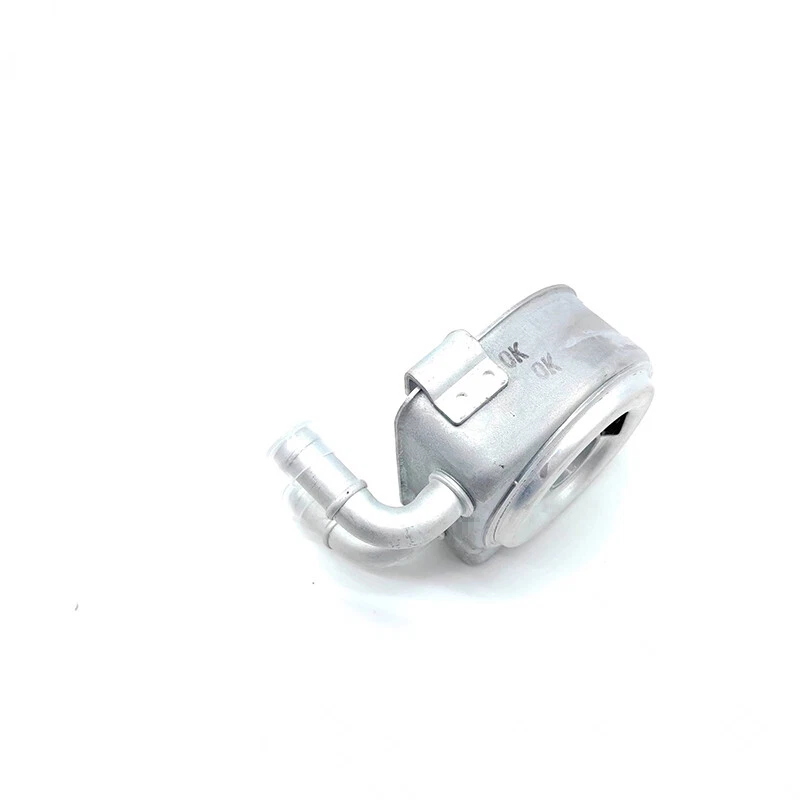 Enfriador de aceite de motor 26410-2E010 para Hyundai Sonata 2017-2020 para Kia Optima Foto 3 de 4
